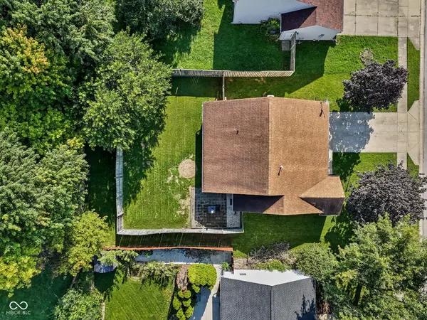 140 Meadow Glen DR, Avon, IN 46123