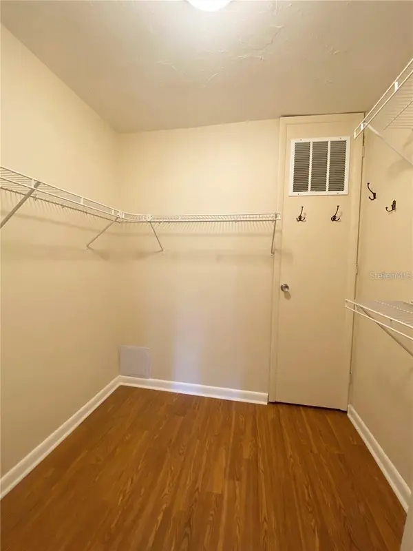 3625 LONGMEADOW #40, Sarasota, FL 34235