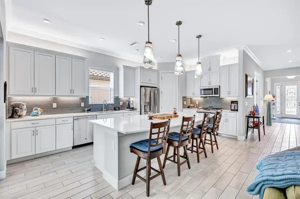 5880 SEMOLINO ST, Nokomis, FL 34275