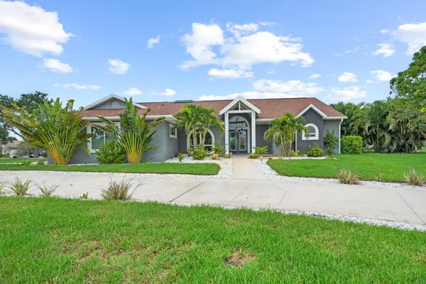 6187 9TH AVENUE CIR NE, Bradenton, FL 34212