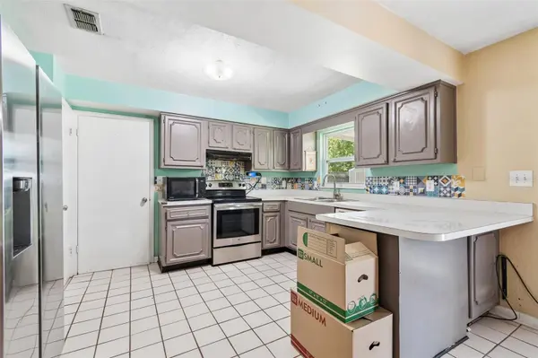 5934 NW 30TH TER, Gainesville, FL 32653