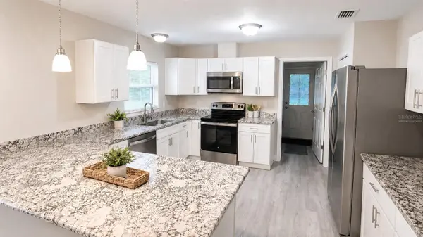 8555 NW 210TH ST, Micanopy, FL 32667