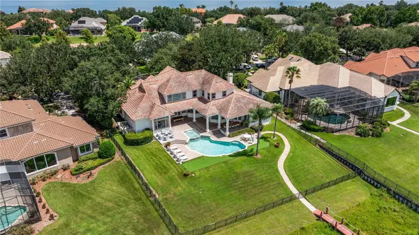 9233 SOUTHERN BREEZE DR, Orlando, FL 32836