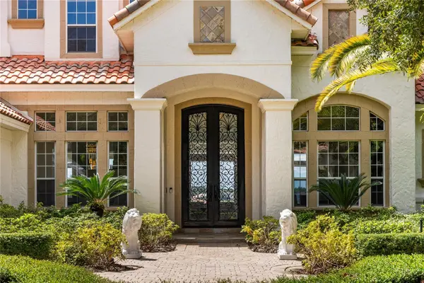 9233 SOUTHERN BREEZE DR, Orlando, FL 32836