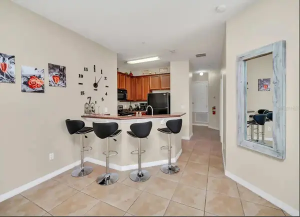 2736 OAKWATER DR, Kissimmee, FL 34747