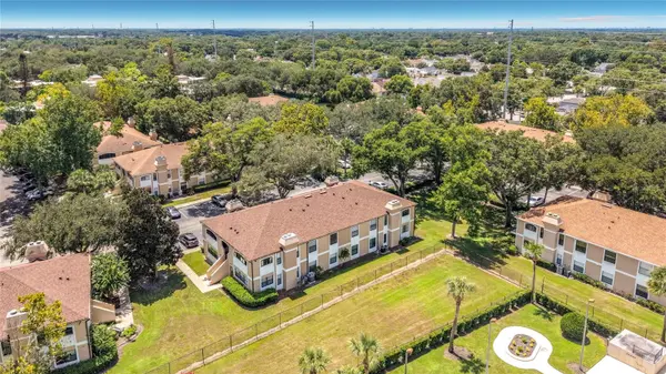 2936 S SEMORAN BLVD #105, Orlando, FL 32822