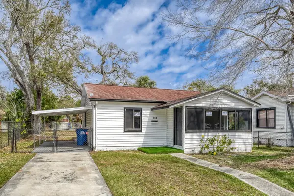 711 19TH AVE S, St Petersburg, FL 33705