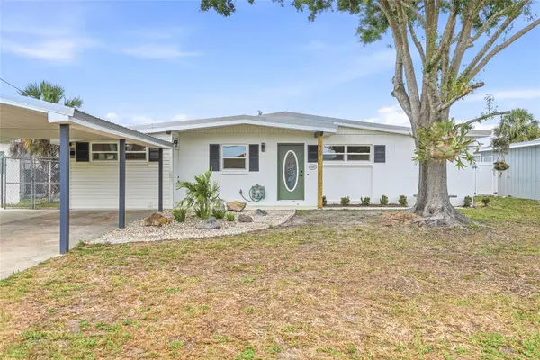 529 FIREFLY LN, Apollo Beach, FL 33572