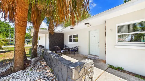 6400 PELICAN DR S, St Petersburg, FL 33707