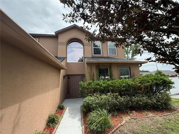 568 DOMINISH ESTATES DR, Apopka, FL 32712