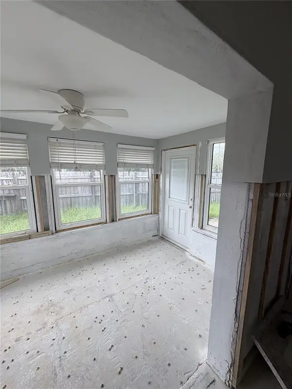 1890 SAN MATEO DR, Dunedin, FL 34698