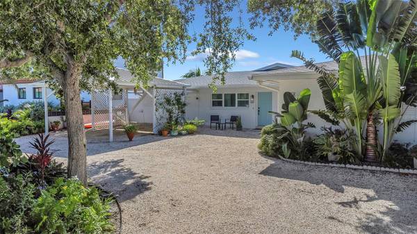 574 BELLE POINT DR, St Pete Beach, FL, 33706 photo 59