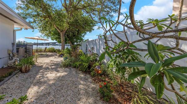 574 BELLE POINT DR, St Pete Beach, FL, 33706 photo 54
