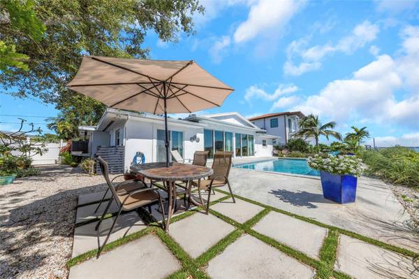 574 BELLE POINT DR, St Pete Beach, FL, 33706 photo 40