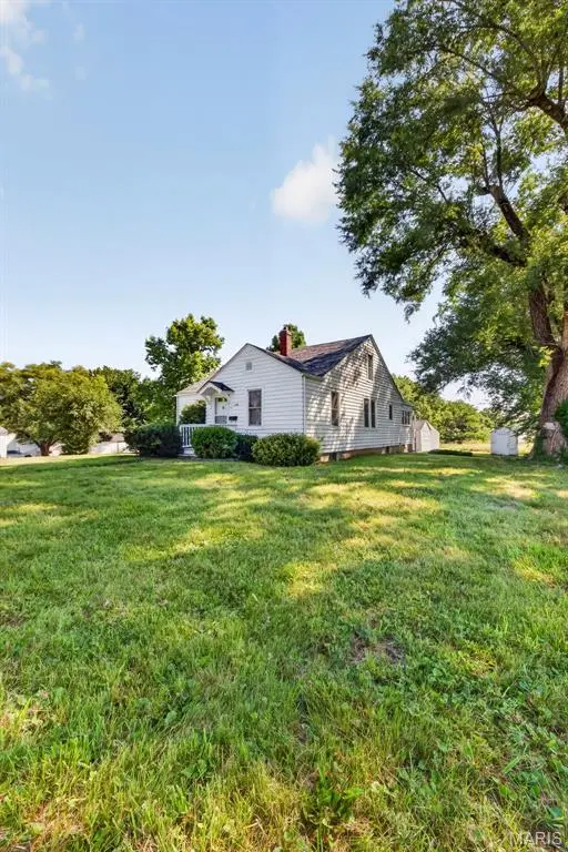 340 Kemper ST, Troy, MO 63379