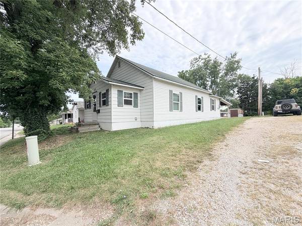 416 Agricultural ST, Mexico, MO 65265