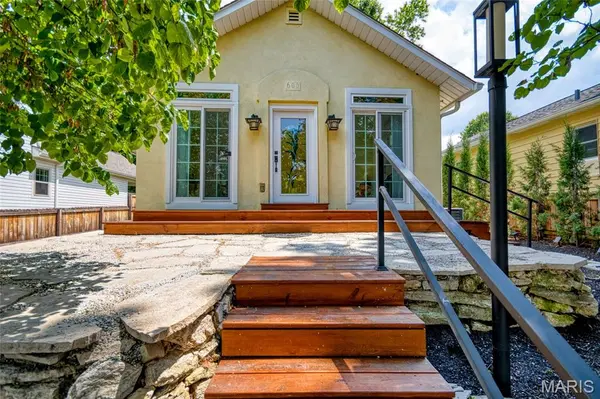 606 Cornelia AVE, Webster Groves, MO 63119