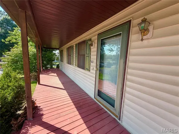 501 Ely ST, Perry, MO 63462