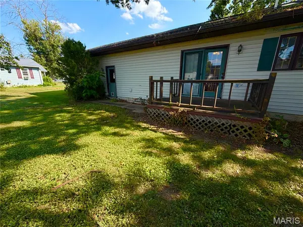501 Ely ST, Perry, MO 63462