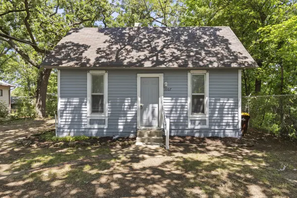 1107 Ashland AVE, Rockford, IL 61101
