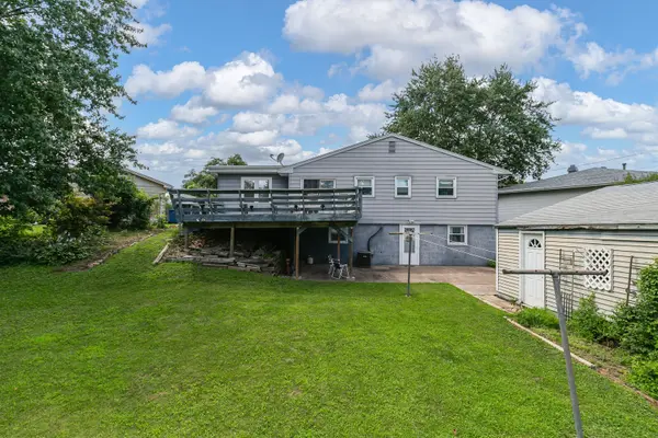 1222 7th Avenue CT, Silvis, IL 61282