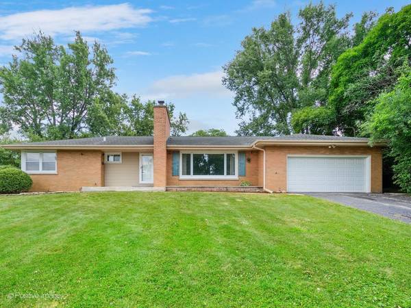 16W055 63rd ST, Willowbrook, IL 60527
