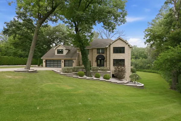 11548 S Walnut Ridge DR, Palos Park, IL 60464