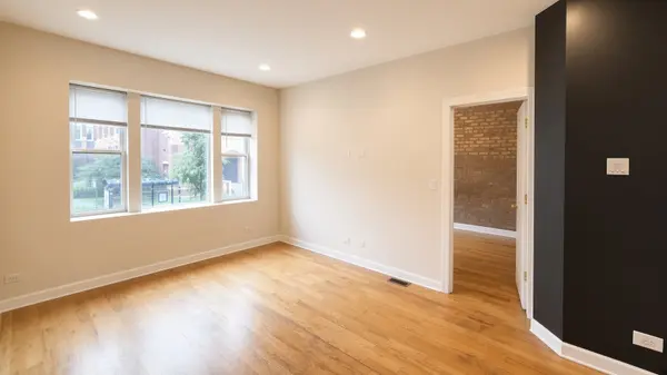 4605 N Kimball AVE #1N, Chicago, IL 60625