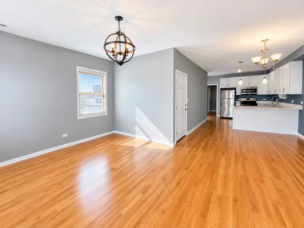 1966 W Diversey Pkwy #2, Chicago, IL 60614