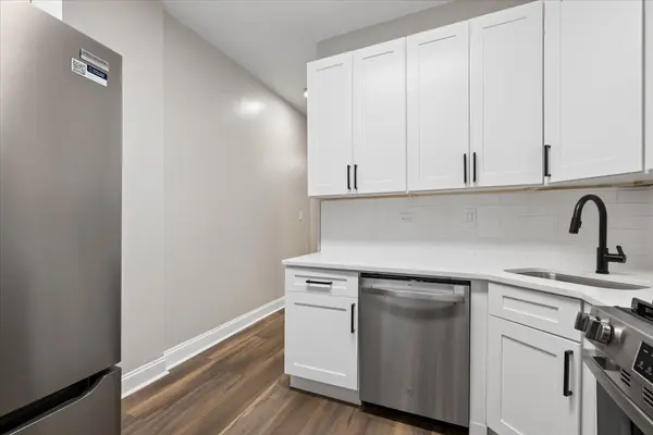 2405 W McLean AVE #1, Chicago, IL 60647