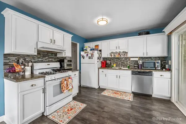 527 Cottonwood CIR, Bolingbrook, IL 60440