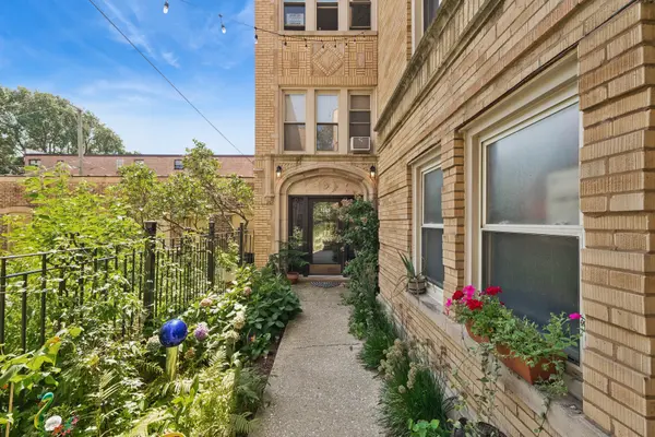 1345 W Greenleaf AVE #3S, Chicago, IL 60626