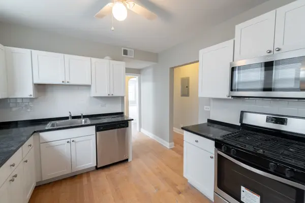 4342 N Mozart ST #2E, Chicago, IL 60618
