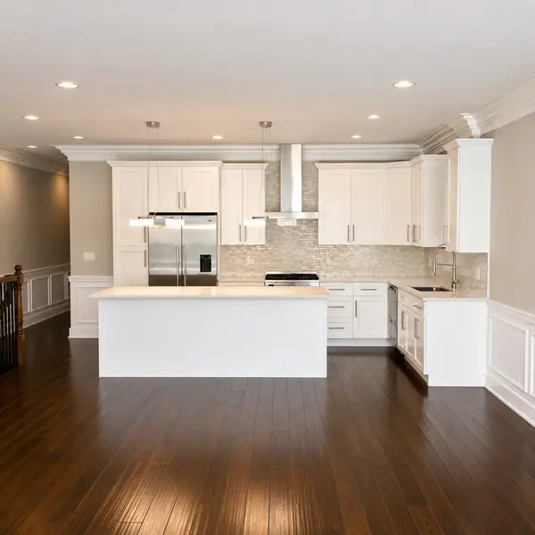 6115 N ELSTON AVE #3, Chicago, IL 60646