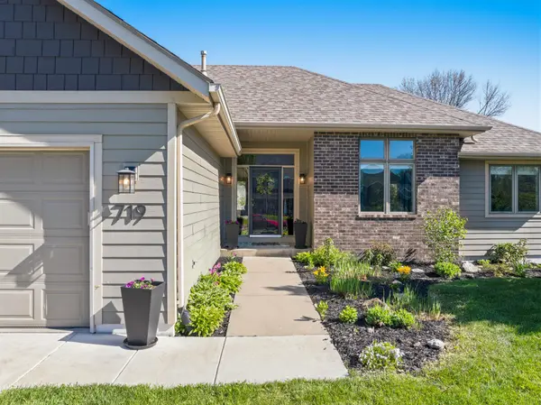 719 Eastridge DR, Northfield, MN 55057