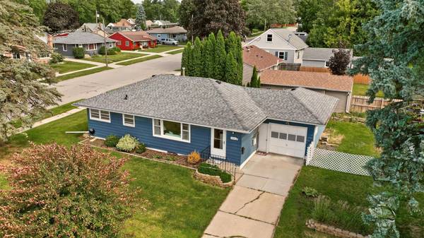 1401 10th ST NE, Rochester, MN 55906