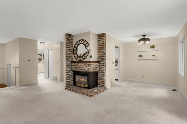 219 W Eagle Lake DR, Maple Grove, MN 55369