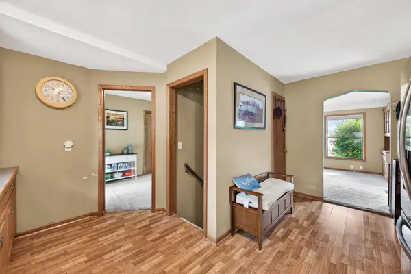 1684 Long Lake RD, New Brighton, MN 55112