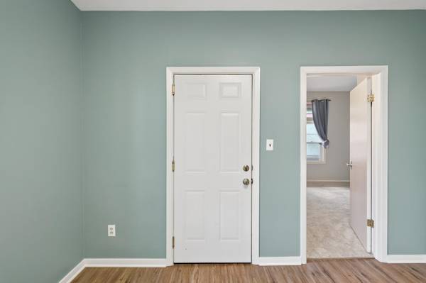 807 Case AVE, Saint Paul, MN 55106