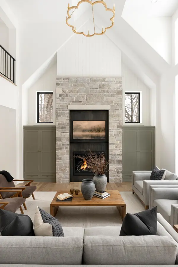 355 Margaret CIR, Wayzata, MN 55391