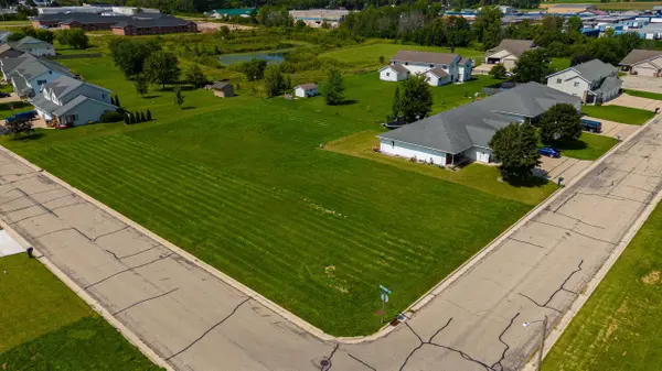 NORTHWOOD DR #76, Seymour, WI 54165