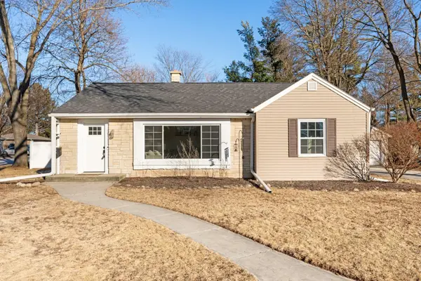 845 OAKWOOD AVE,  Oconomowoc,  WI 53066