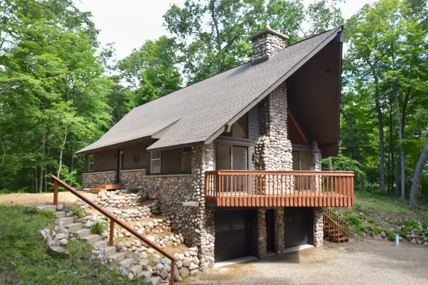 N1381 W STRATTON RD, Waupaca, WI 54981-0000