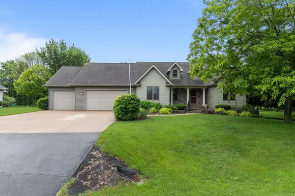 W6723 CHARLEEN LN, Greenville, WI 54942-0000