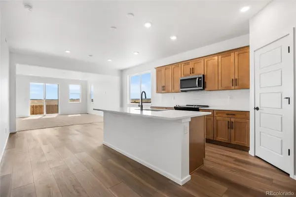 2827 Mosker ST, Strasburg, CO 80136