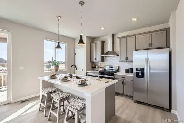 54968 E 28th AVE, Strasburg, CO 80136
