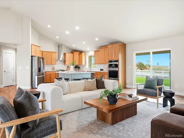 3643 Crested Owl CT, Dacono, CO 80514