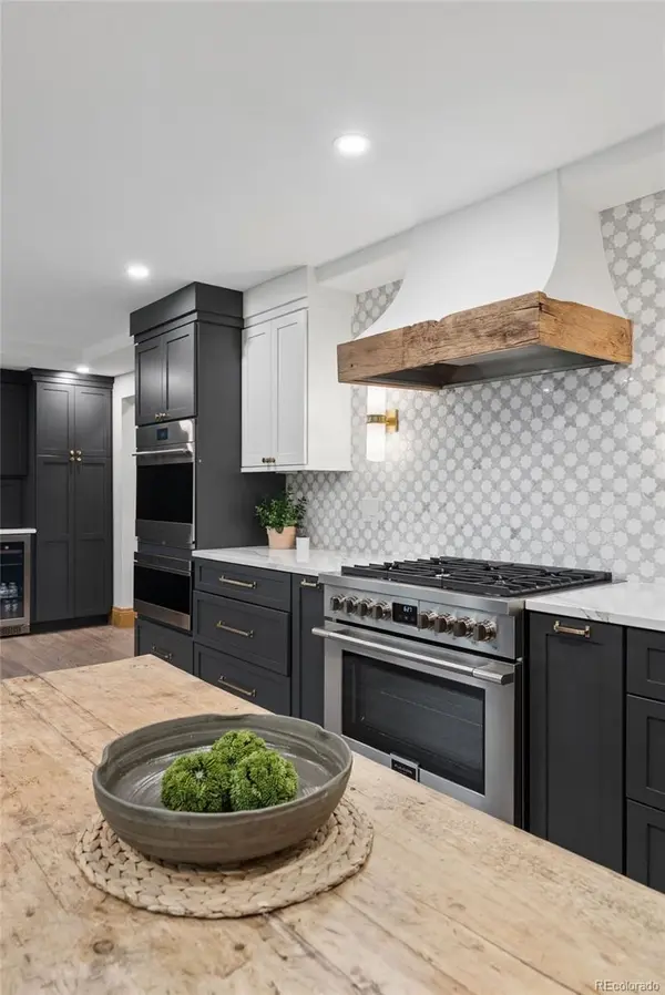 8126 S Glencoe CT, Littleton, CO 80122