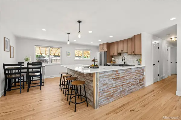 5475 S Lakeview ST, Littleton, CO 80120