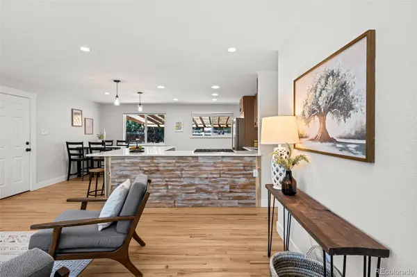 5475 S Lakeview ST, Littleton, CO 80120